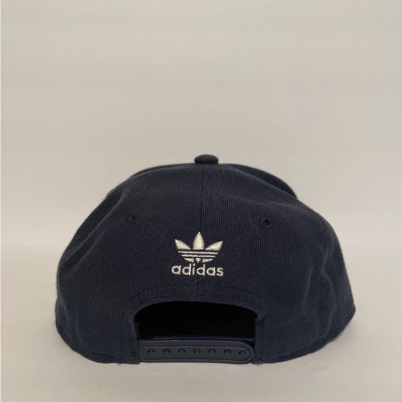 ADIDAS Puff Print Embroidered SnapBack Hat - Picture 7 of 14